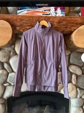 Lululemon Sights Seen Jacket
